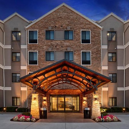 Staybridge Suites Omaha 80Th And Dodge By Ihg Εξωτερικό φωτογραφία
