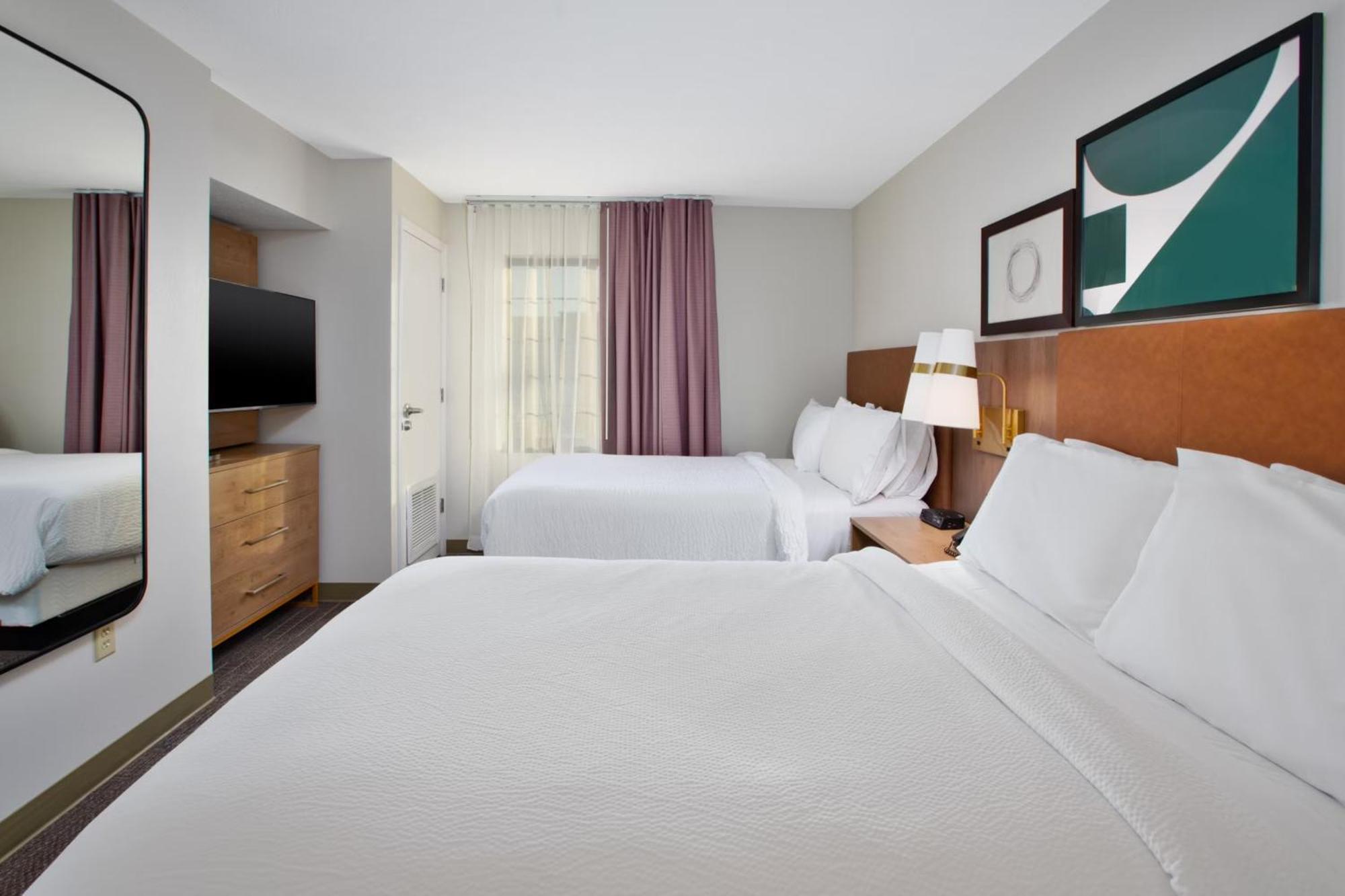 Staybridge Suites Omaha 80Th And Dodge By Ihg Εξωτερικό φωτογραφία