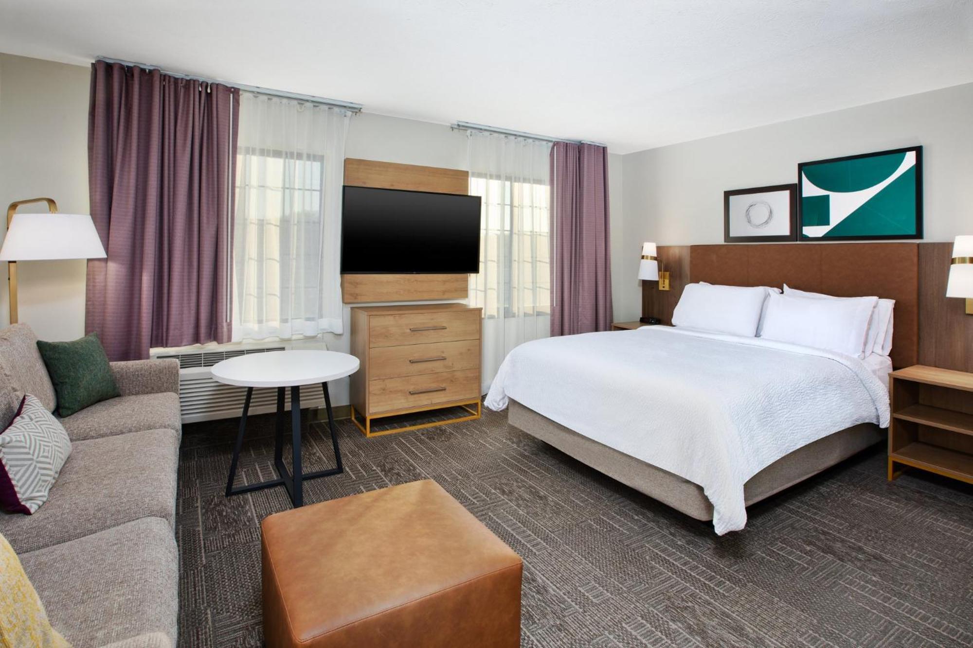 Staybridge Suites Omaha 80Th And Dodge By Ihg Εξωτερικό φωτογραφία