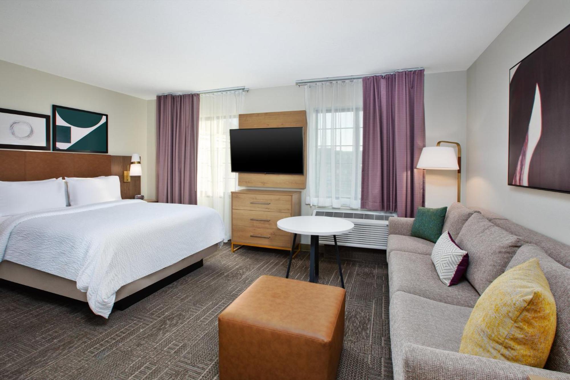 Staybridge Suites Omaha 80Th And Dodge By Ihg Εξωτερικό φωτογραφία
