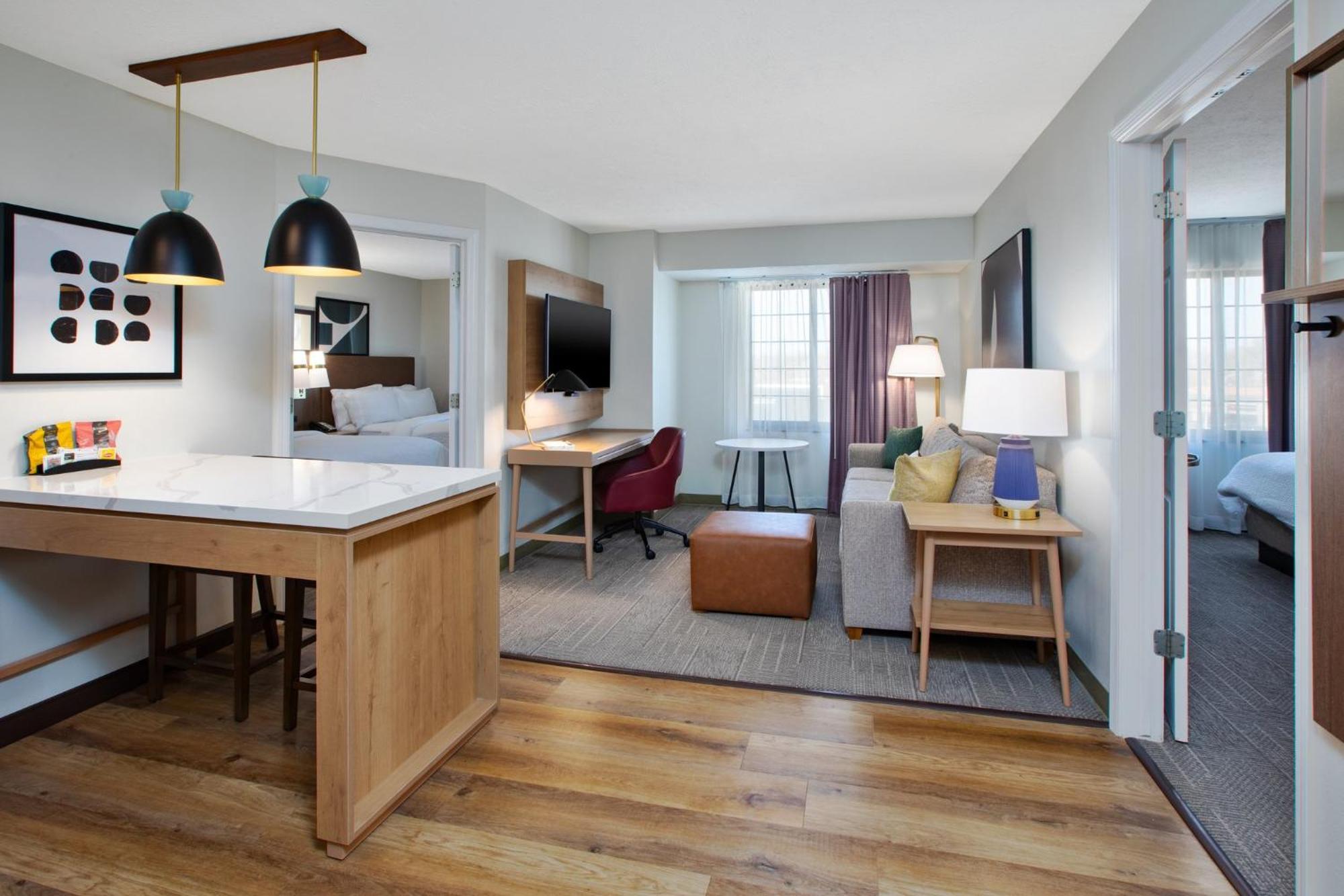 Staybridge Suites Omaha 80Th And Dodge By Ihg Εξωτερικό φωτογραφία