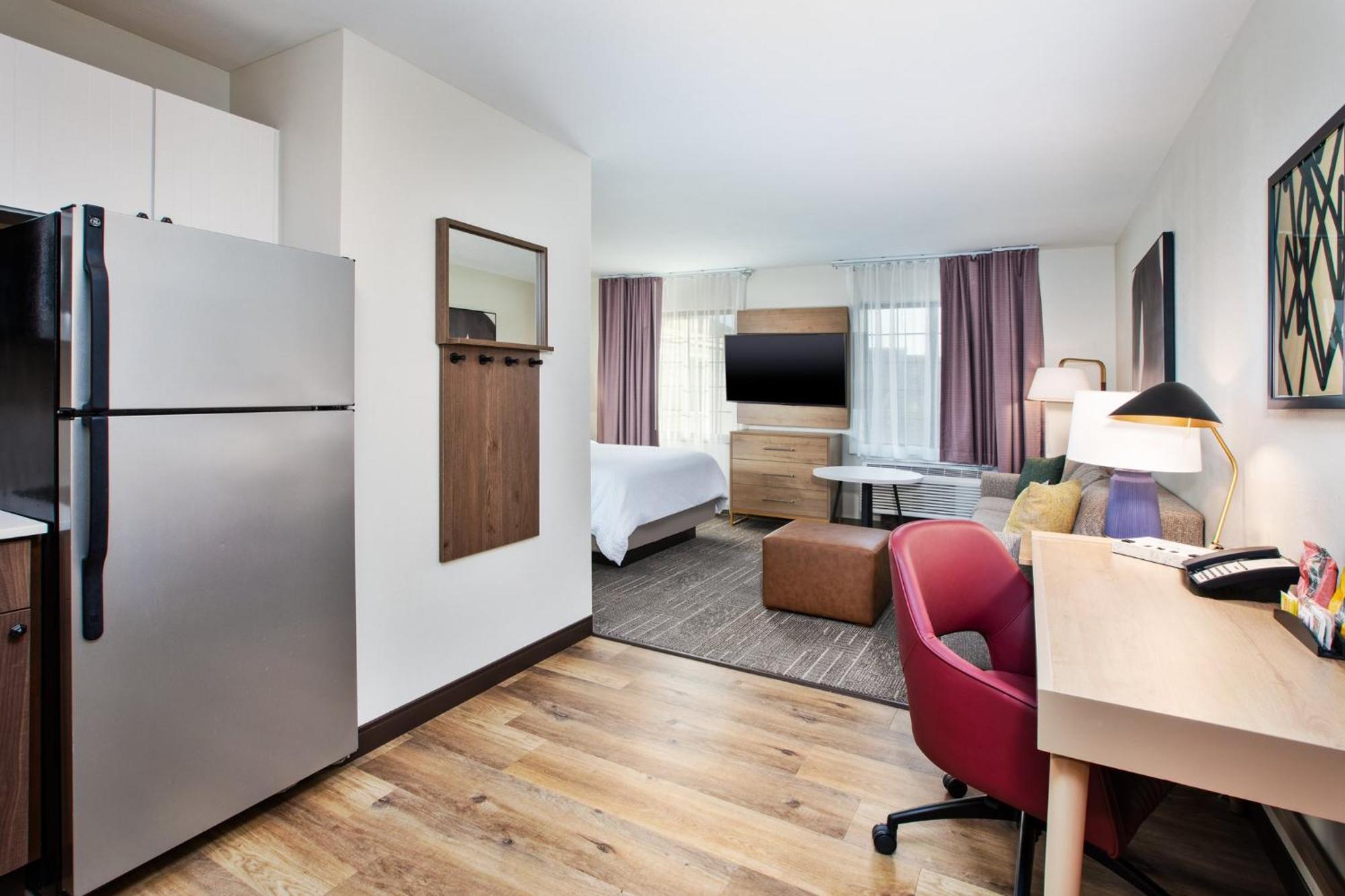 Staybridge Suites Omaha 80Th And Dodge By Ihg Εξωτερικό φωτογραφία